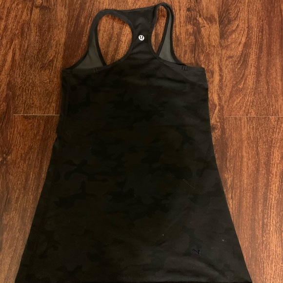 Lululemon Tank top size 4 - Picture 2 of 3